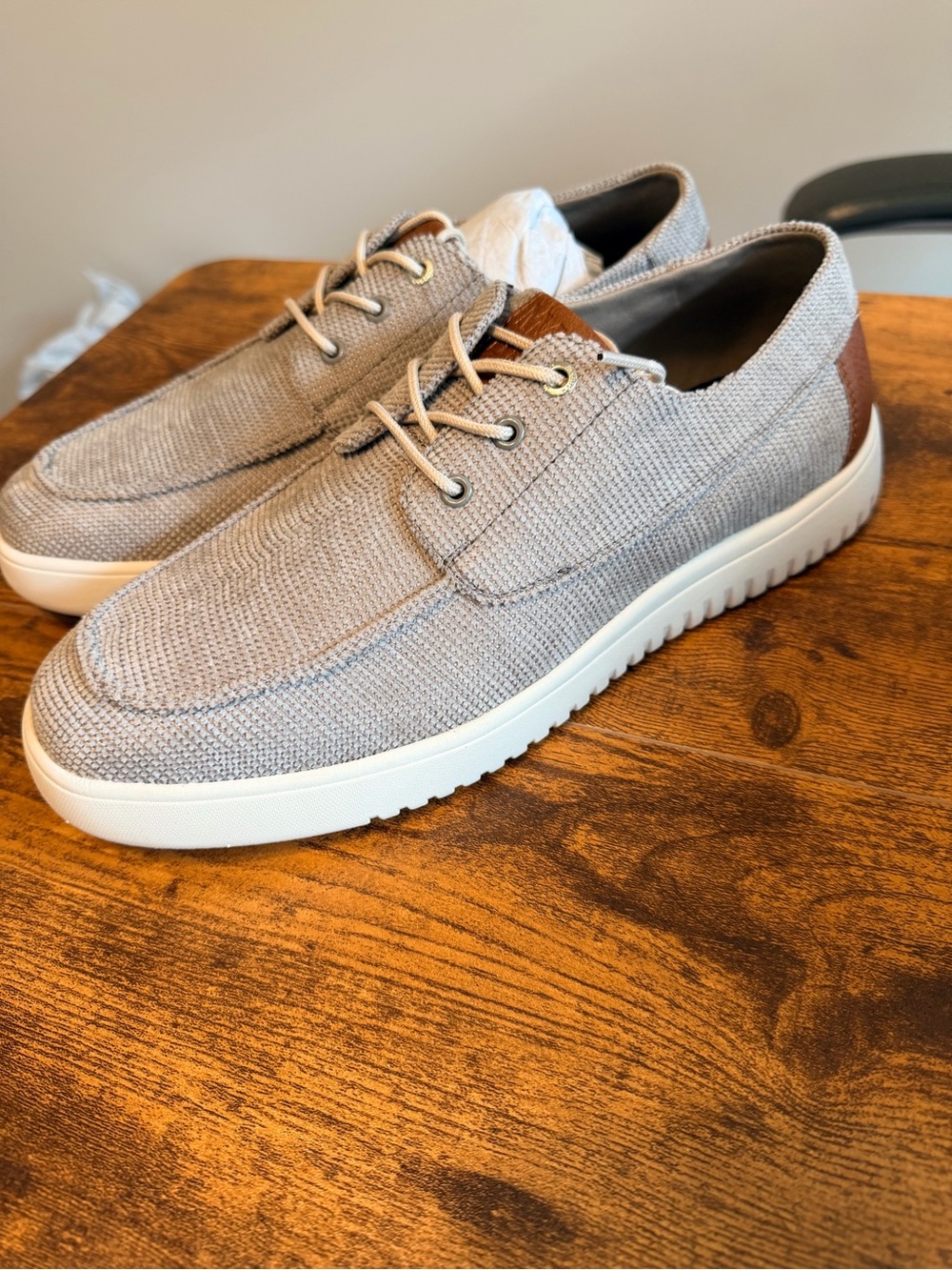 Casual Men's Knit Lace-Up Sneakers in Light Gray 9M